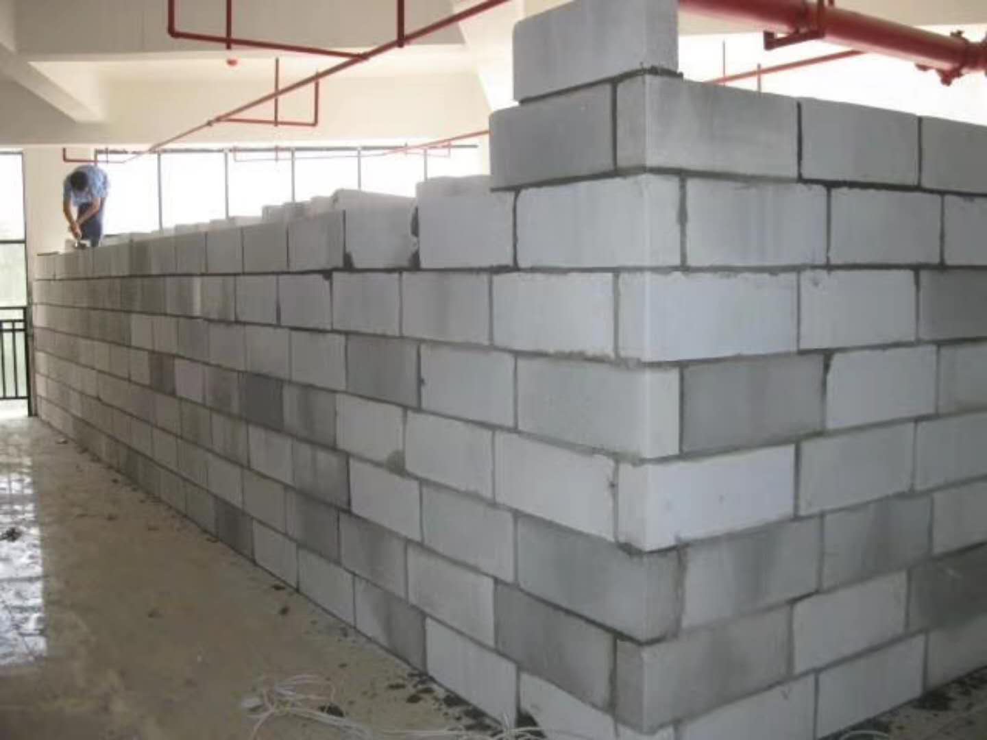 宝清蒸压加气混凝土砌块承重墙静力和抗震性能的研究
